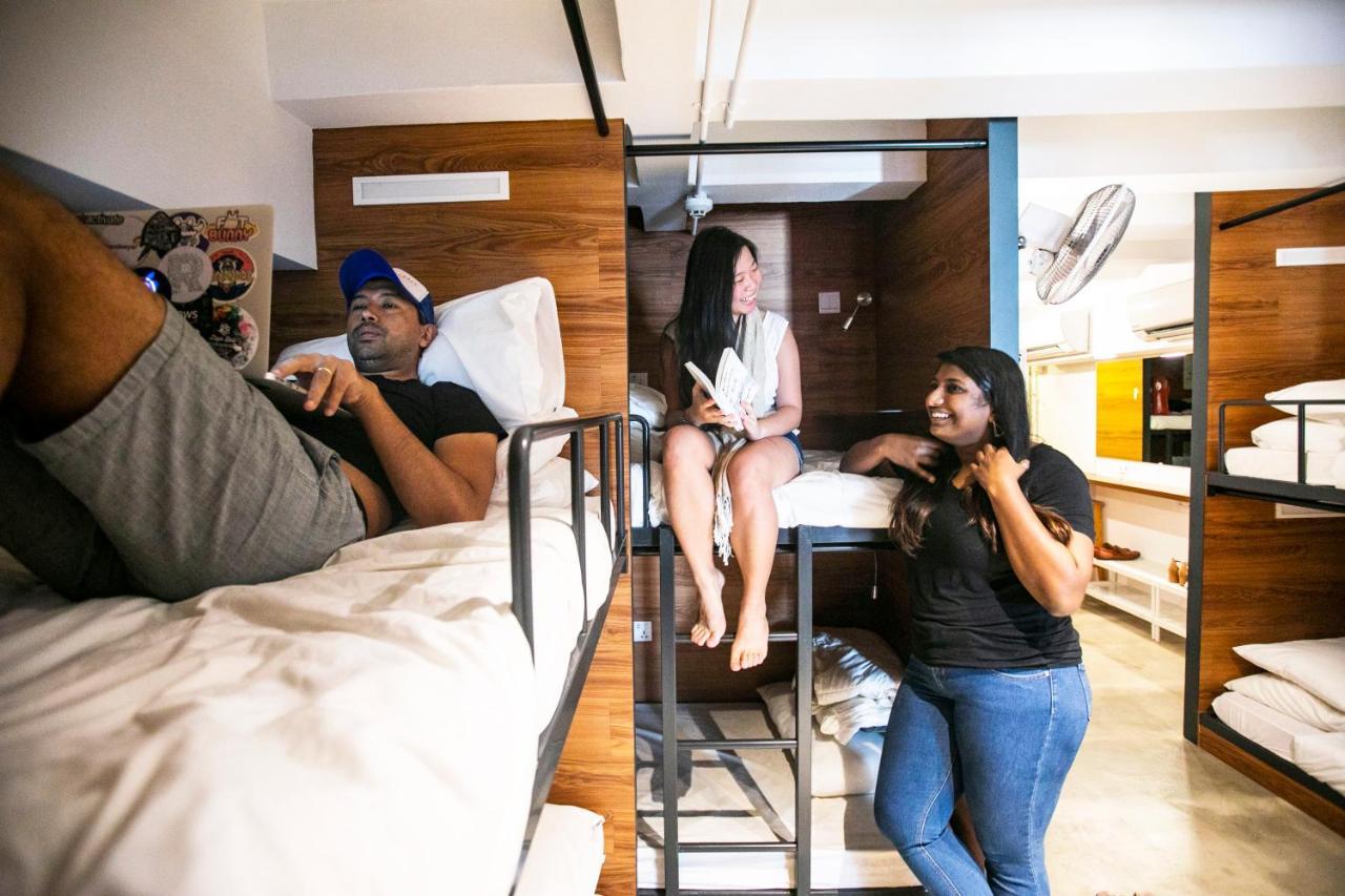 Draper Startup House For Entrepreneurs Kapselhotel *