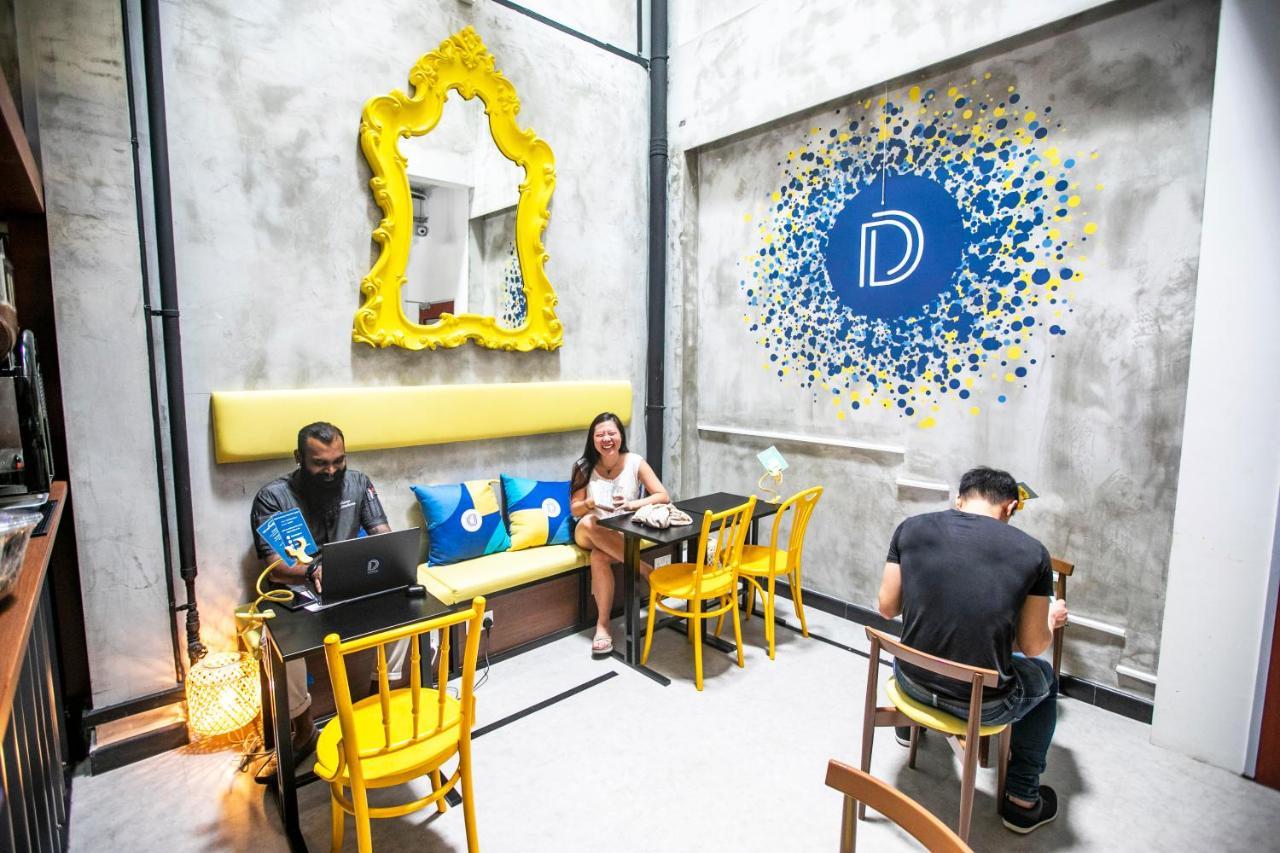 Draper Startup House For Entrepreneurs Kapselhotel Singapur