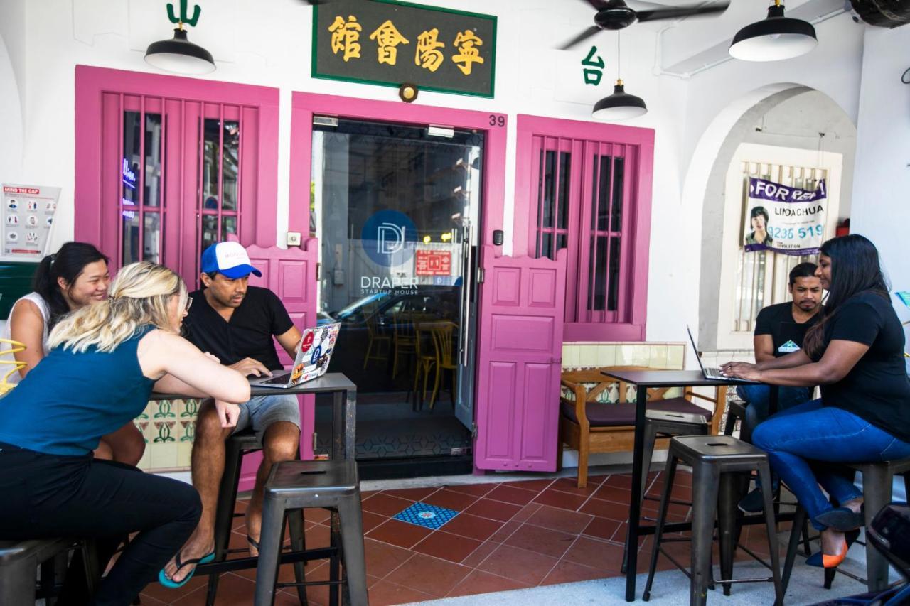 Draper Startup House For Entrepreneurs Kapselhotel Singapur