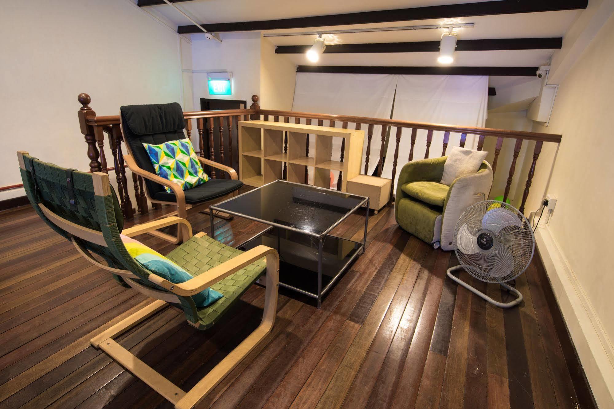 Draper Startup House For Entrepreneurs Kapselhotel